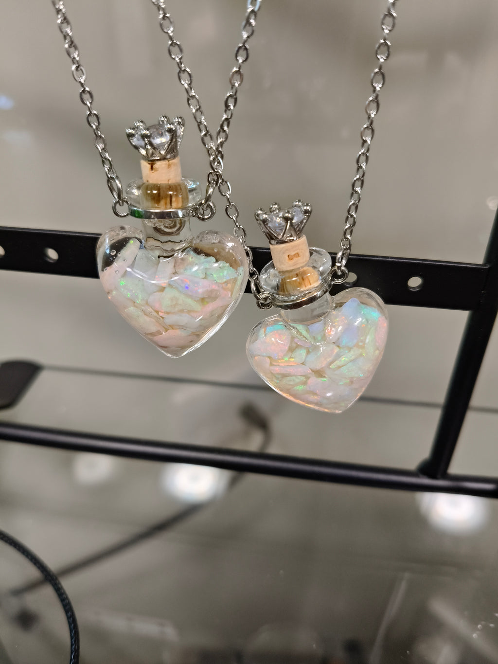 Opal chip necklace