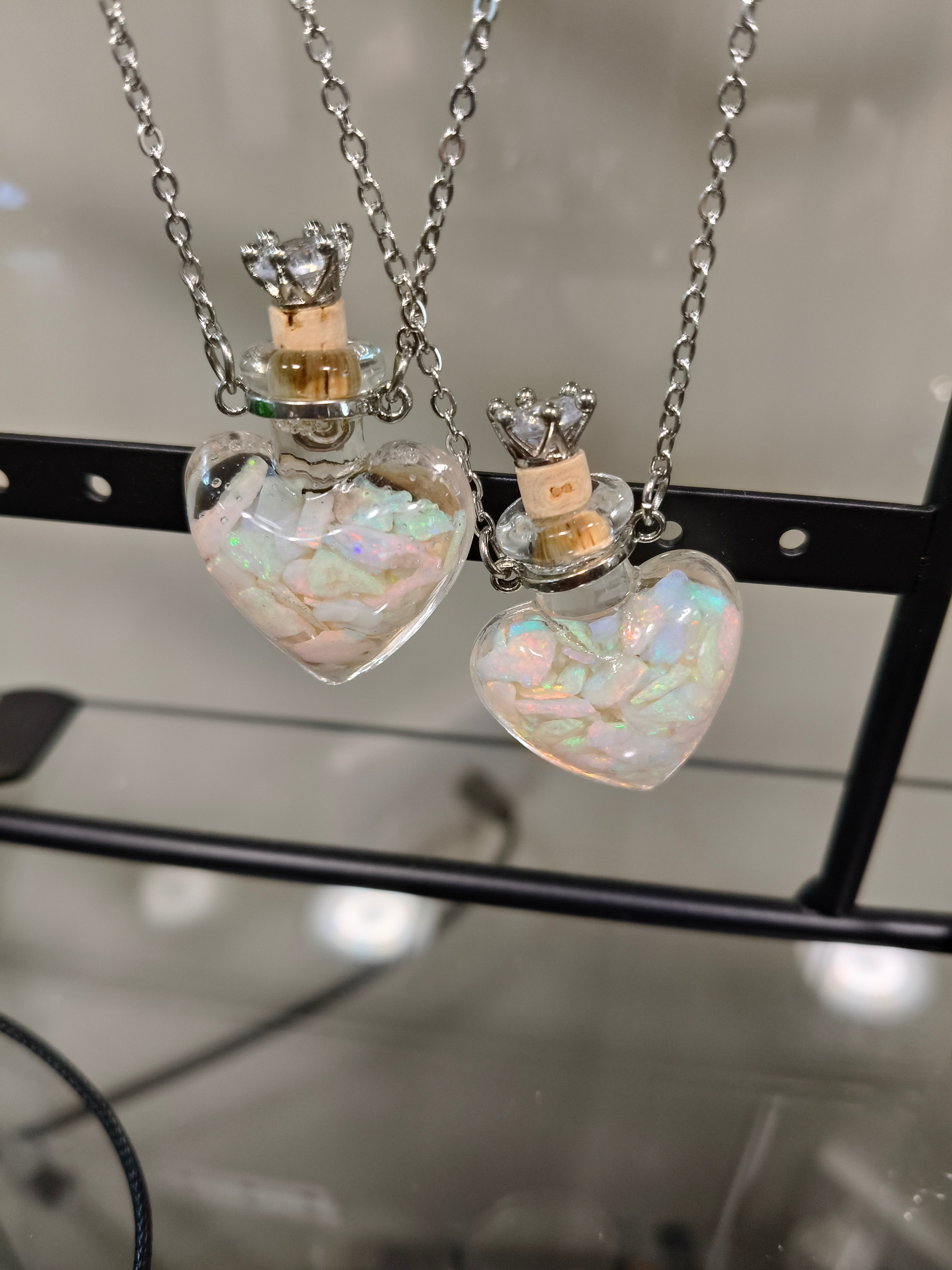 Opal chip necklace